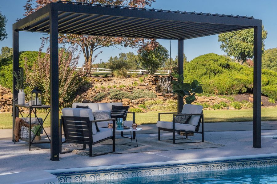 backyard-discovery-hero-1-open-roof_be55bc11-c969-444f-94f9-d02f0d3c93d7